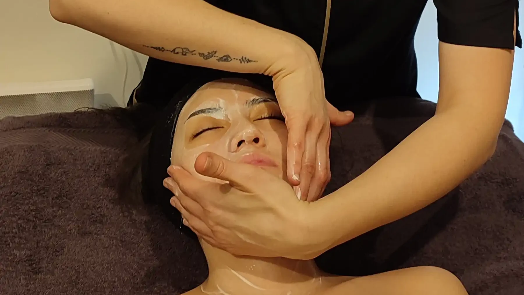 f478bb11-9a09-42f5-8d09-4ee2a026a3ea